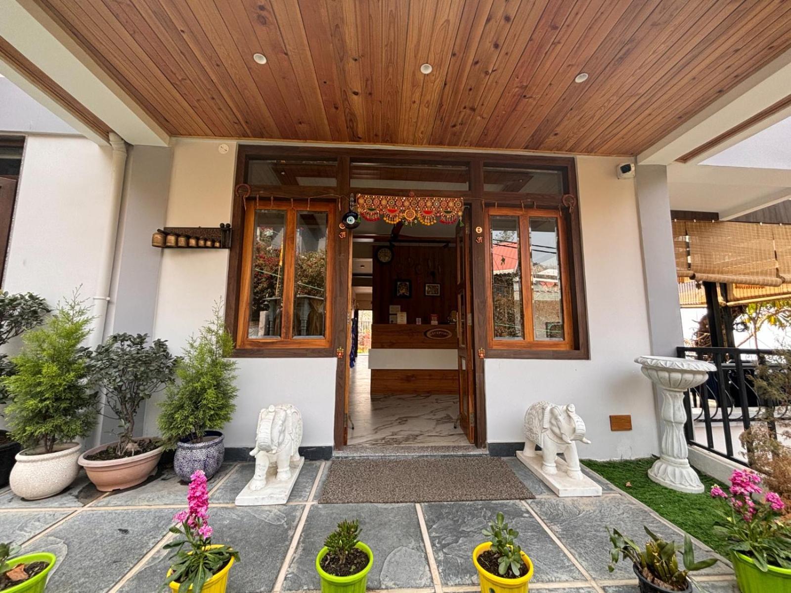 Hotel Blue Orchid Premium Kalimpong Exterior foto